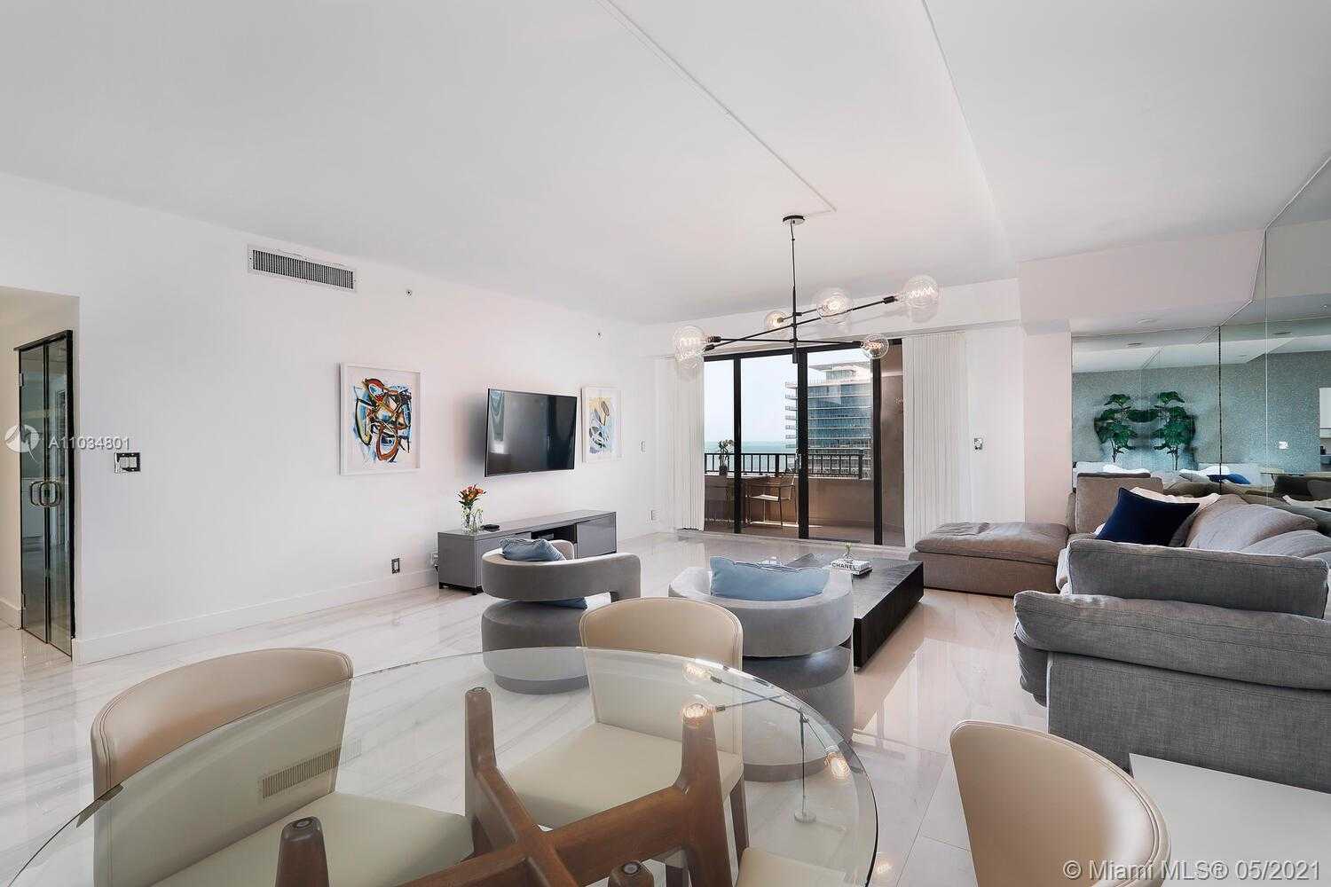 Small Image of 201 CRANDON BLVD #923, Key Biscayne Number 9