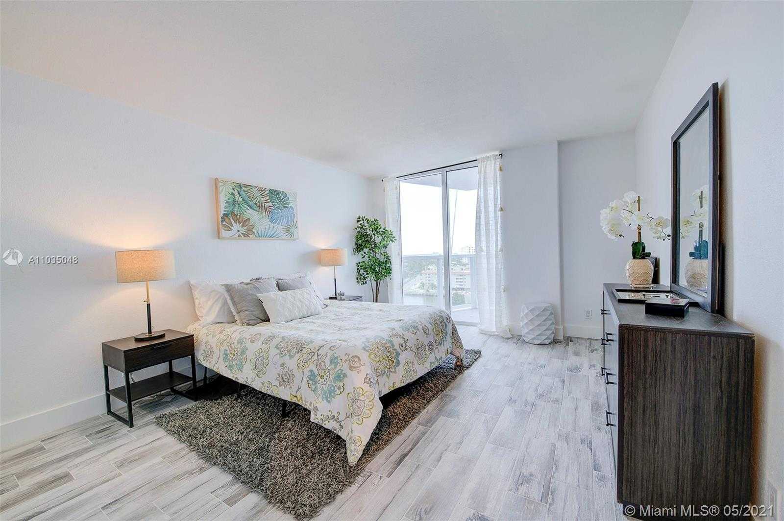 Small Image of 2401 COLLINS AVE #1410, Miami Beach Number 12