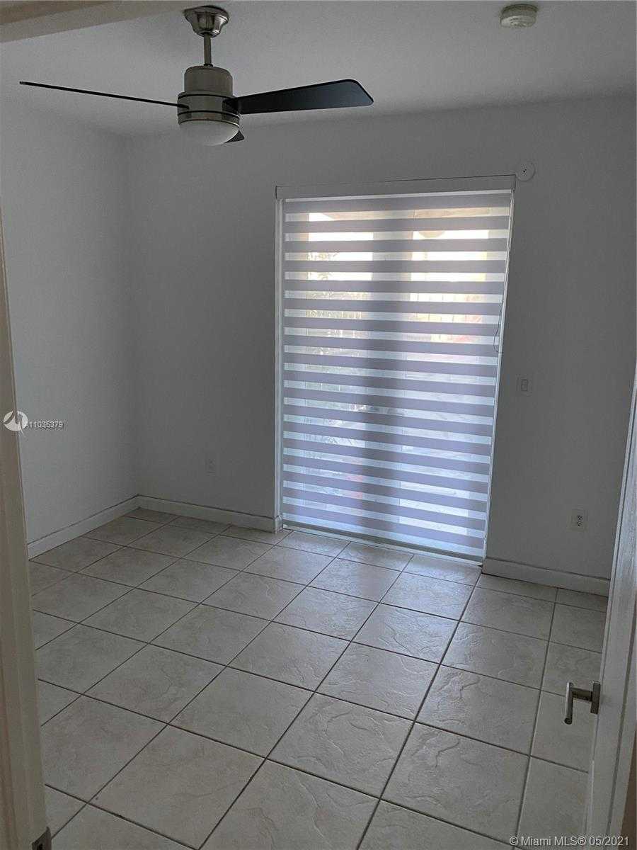 Small Image of 801 SOUTH WEST 153RD PATH, Miami Number 11