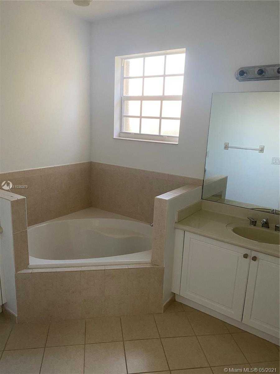 Small Image of 801 SOUTH WEST 153RD PATH, Miami Number 20