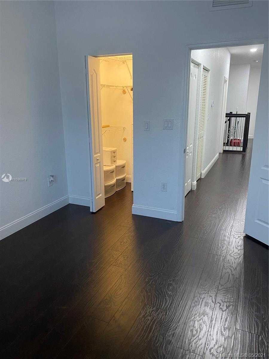 Small Image of 801 SOUTH WEST 153RD PATH, Miami Number 24