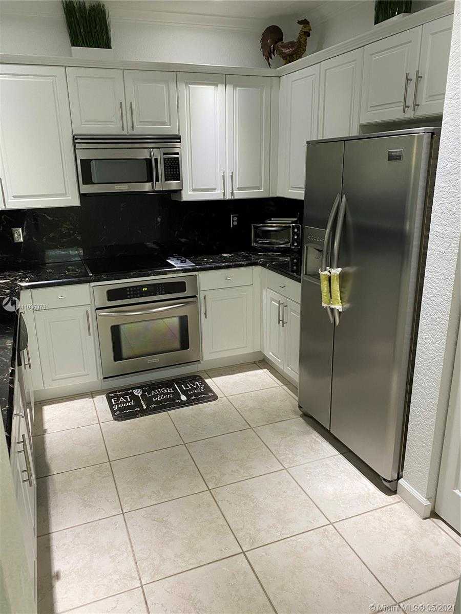 Small Image of 801 SOUTH WEST 153RD PATH, Miami Number 6