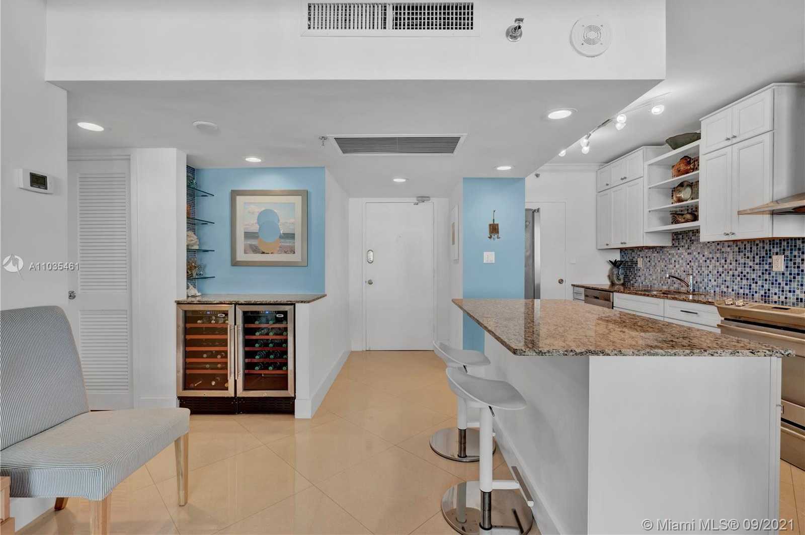 Small Image of 100 LINCOLN RD #941, Miami Beach Number 8