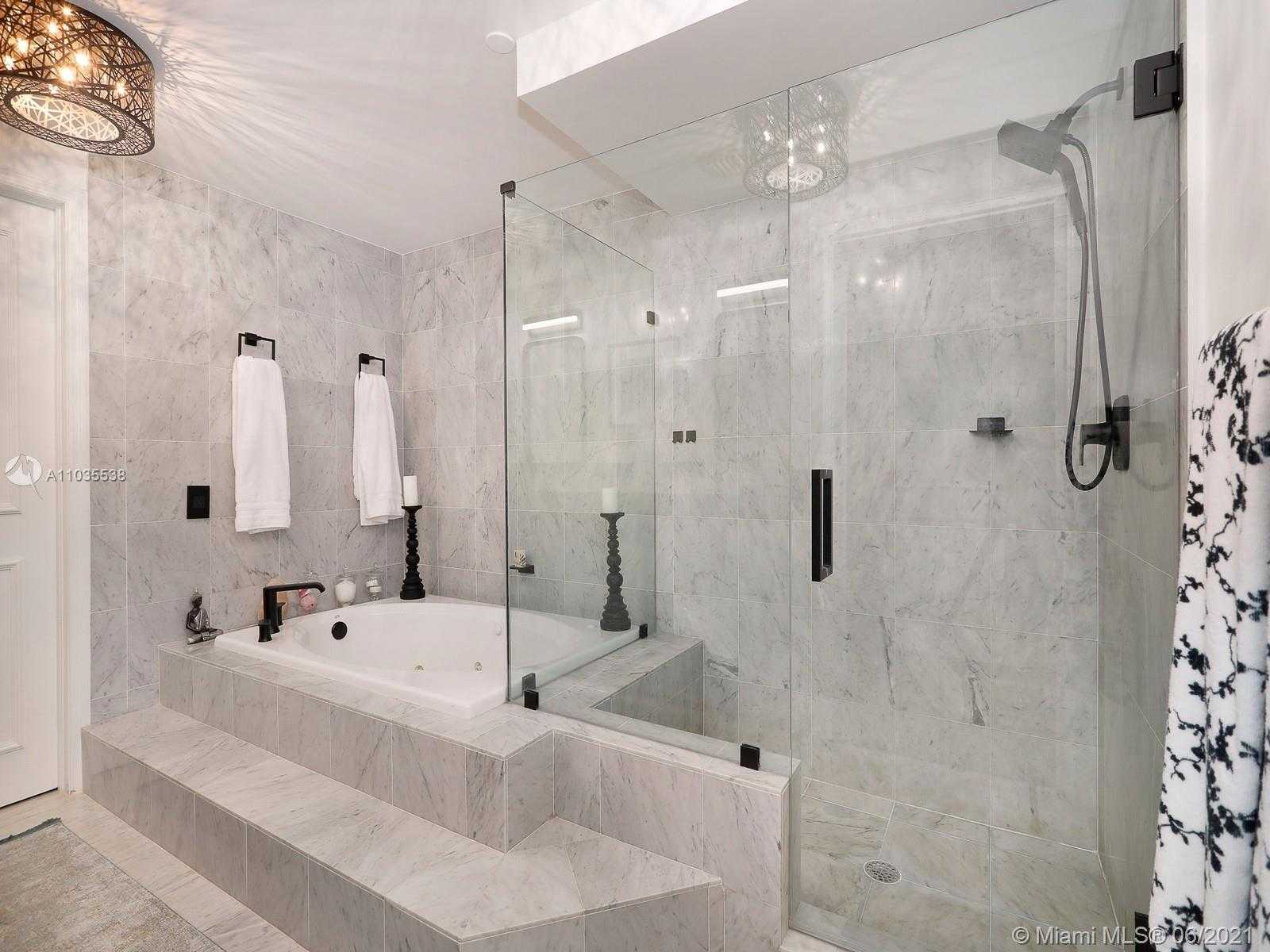 Small Image of 614 VALENCIA AVE #103, Coral Gables Number 22