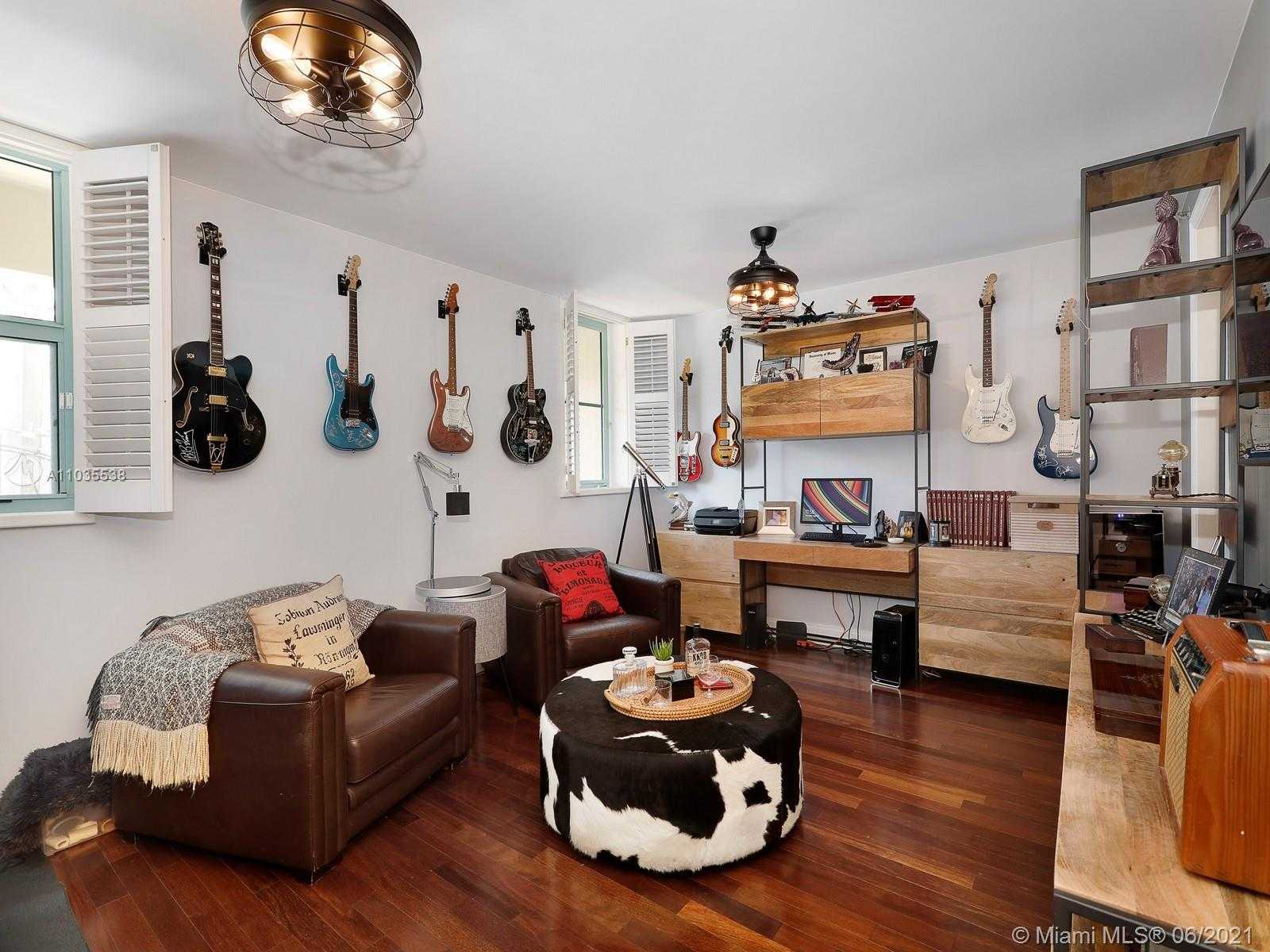 Small Image of 614 VALENCIA AVE #103, Coral Gables Number 23