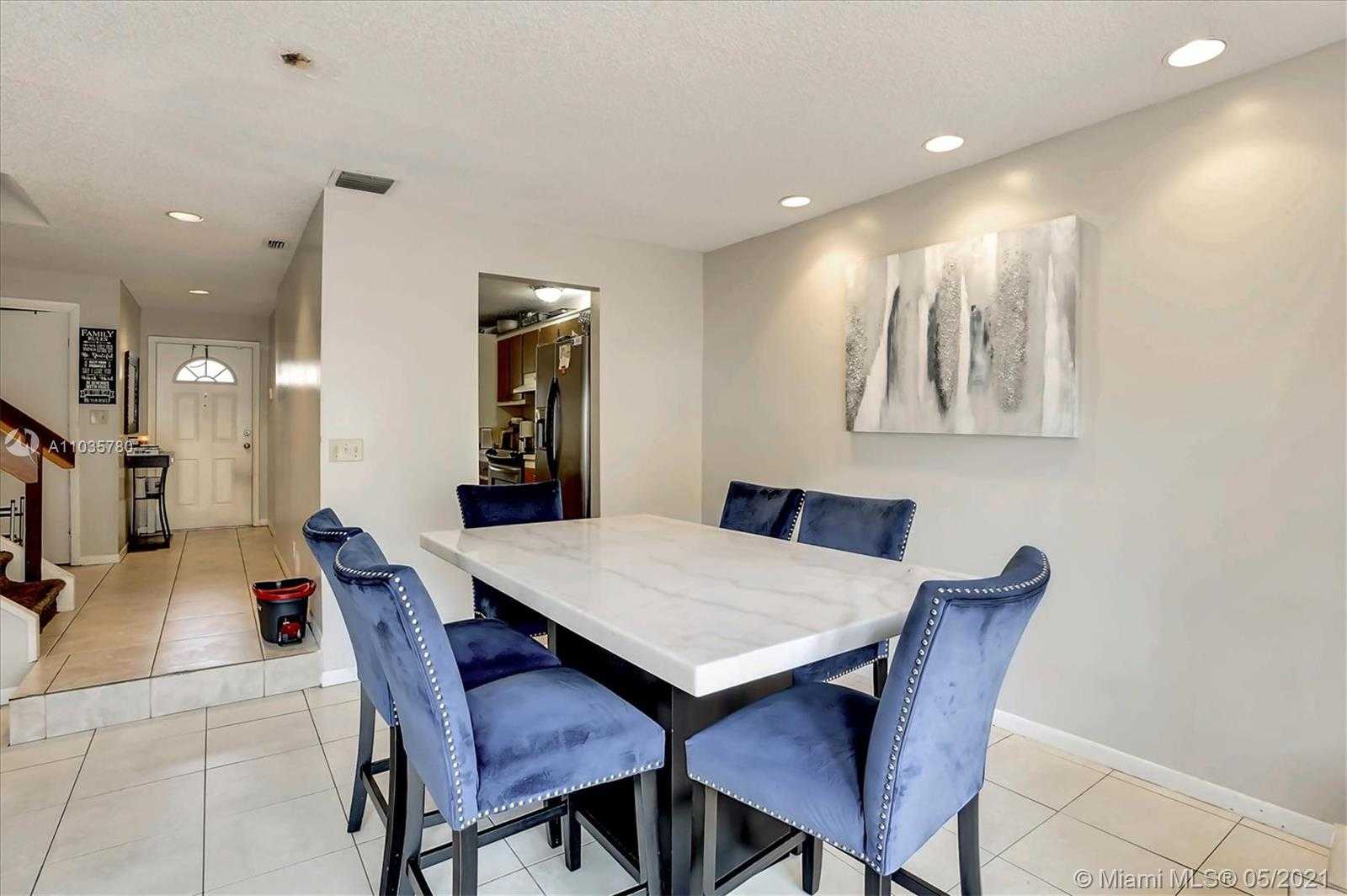 Small Image of 8183 NW 8TH MANOR #9, Plantation Number 10