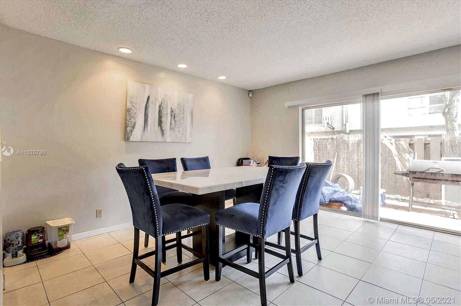 Small Image of 8183 NW 8TH MANOR #9, Plantation Number 11