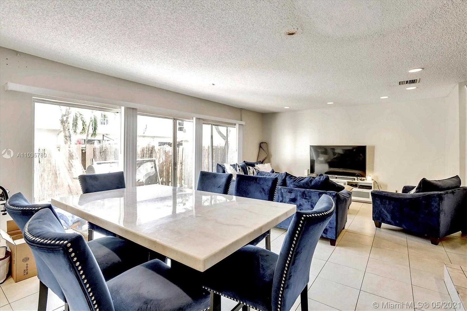 Small Image of 8183 NW 8TH MANOR #9, Plantation Number 12