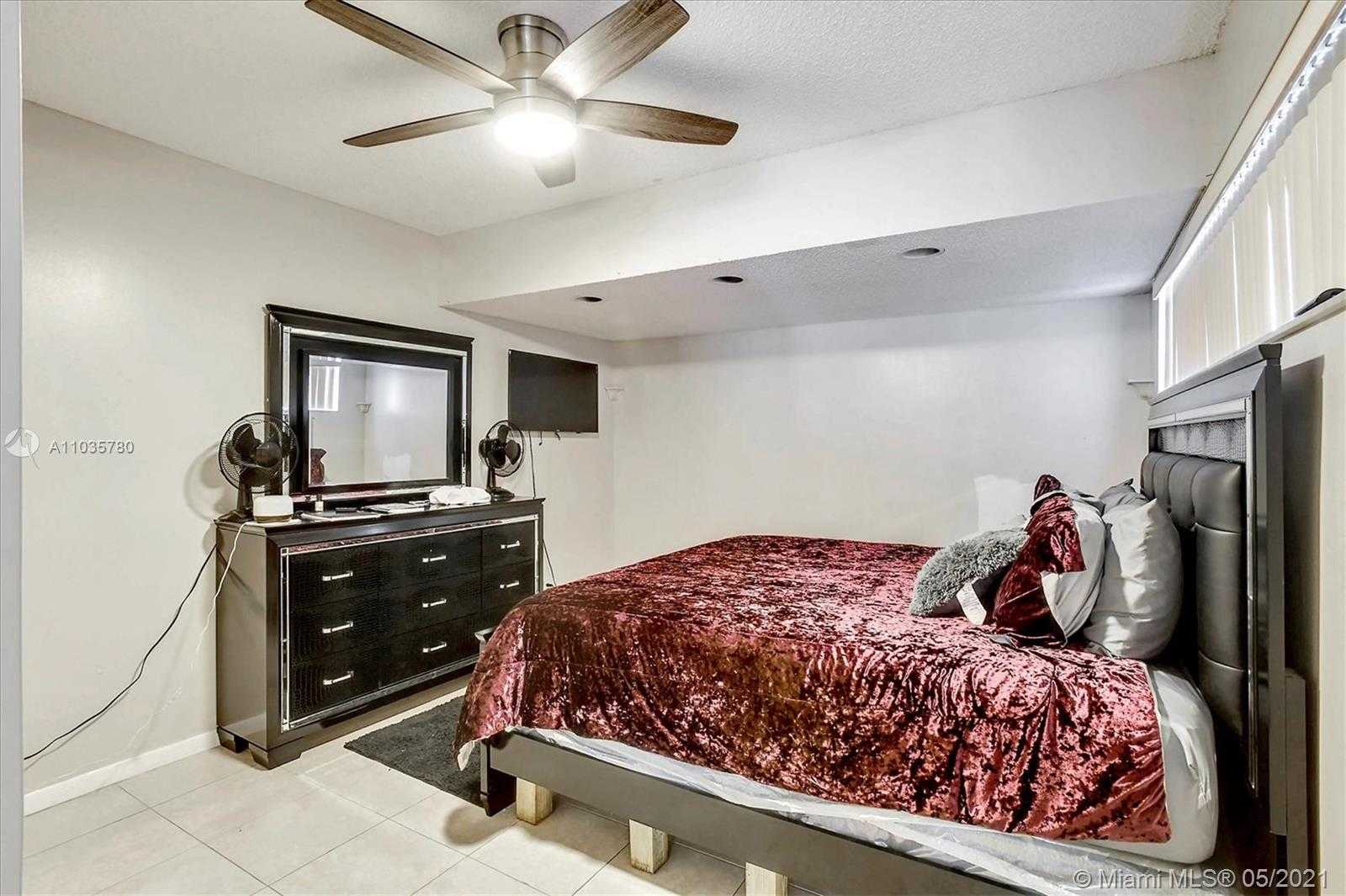 Small Image of 8183 NW 8TH MANOR #9, Plantation Number 13