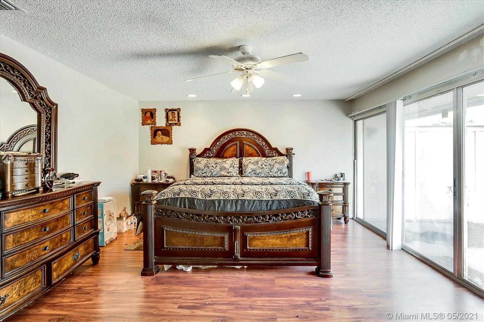 Small Image of 8183 NW 8TH MANOR #9, Plantation Number 17