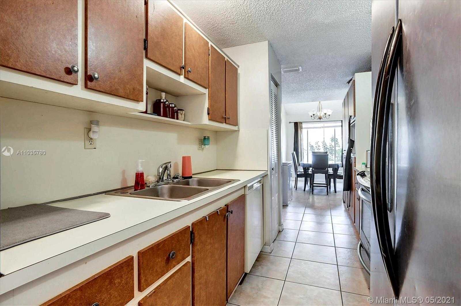 Small Image of 8183 NW 8TH MANOR #9, Plantation Number 6