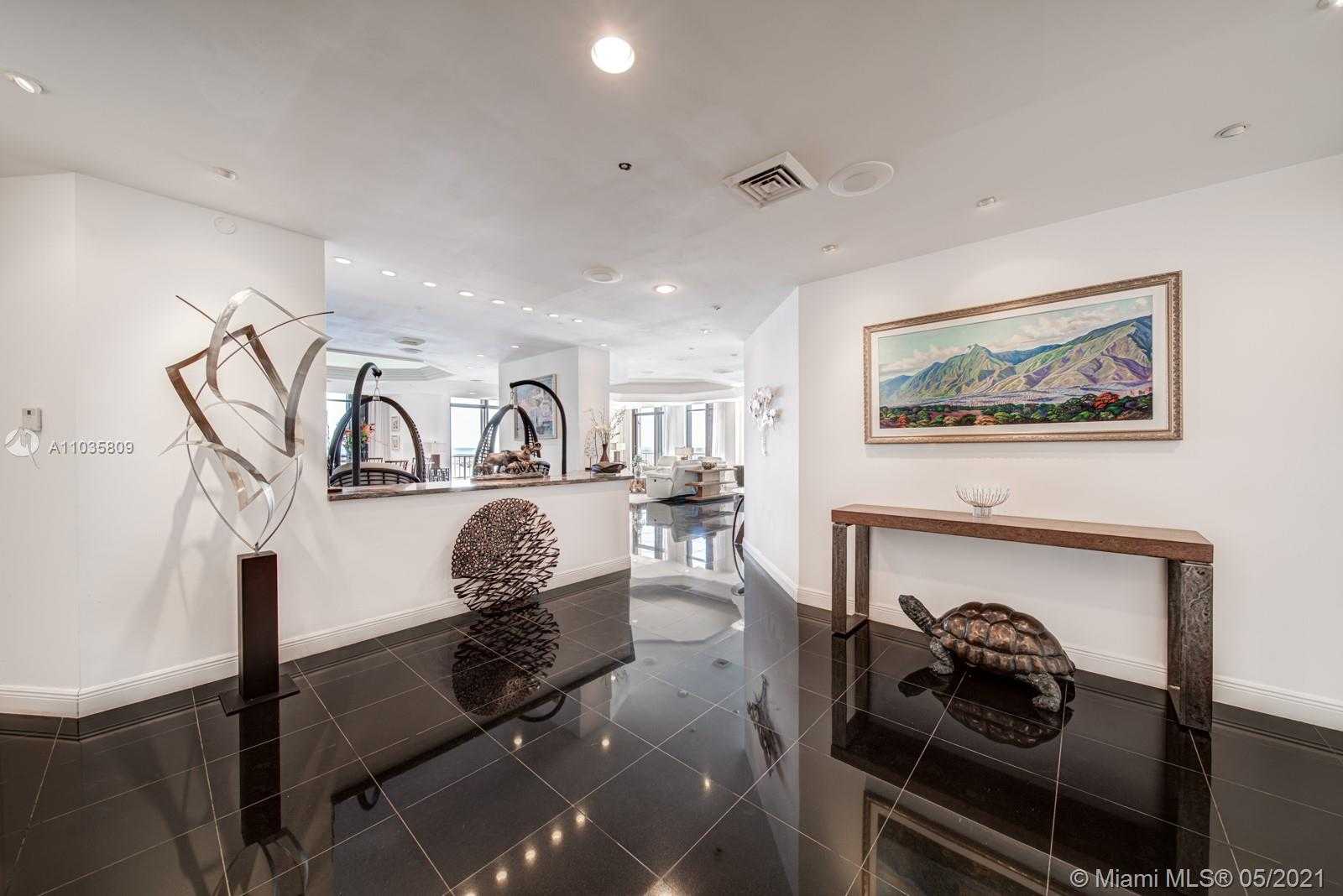 Small Image of 1581 BRICKELL AVE #T-101, Miami Number 16