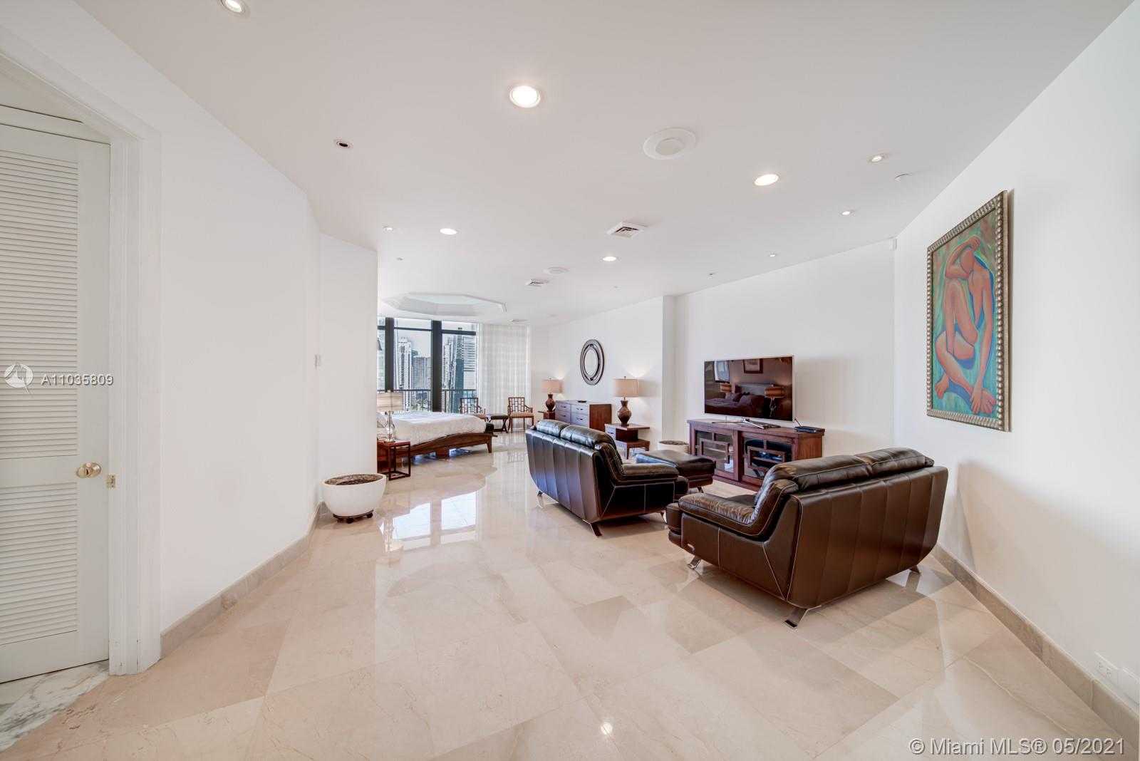 Small Image of 1581 BRICKELL AVE #T-101, Miami Number 30