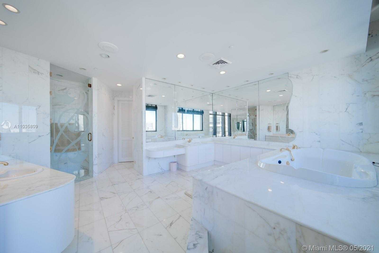 Small Image of 1581 BRICKELL AVE #T-101, Miami Number 31