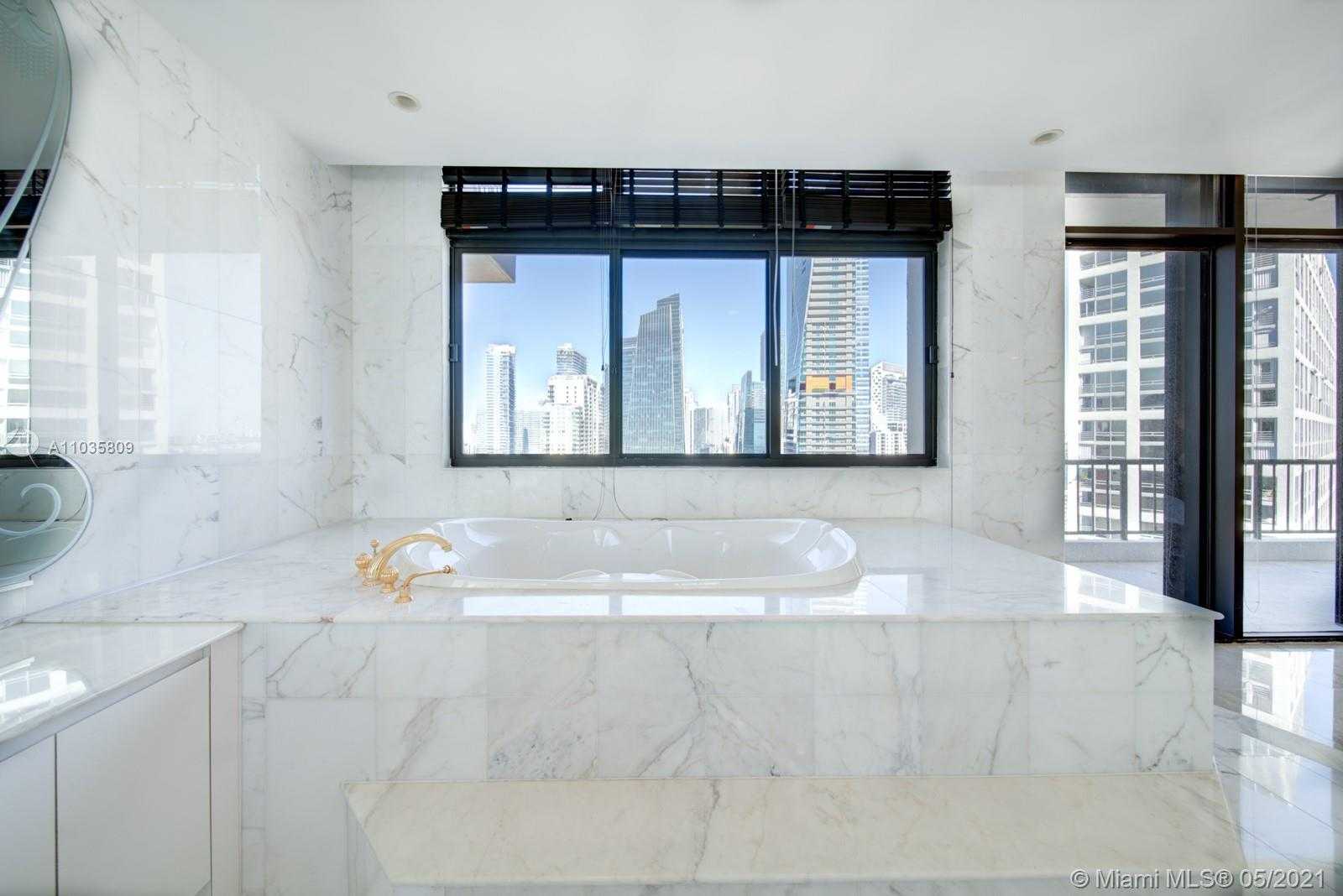 Small Image of 1581 BRICKELL AVE #T-101, Miami Number 32