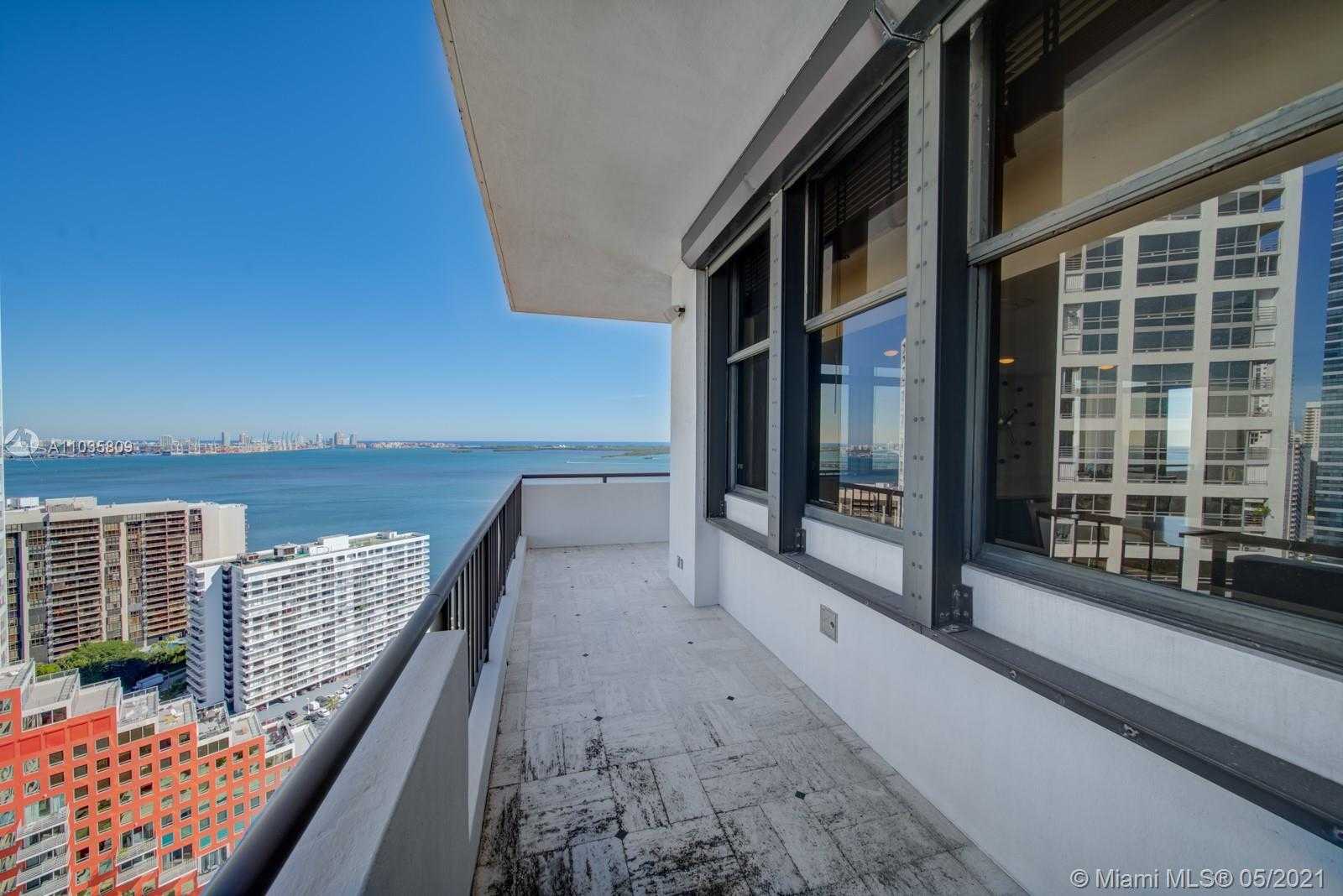 Small Image of 1581 BRICKELL AVE #T-101, Miami Number 50