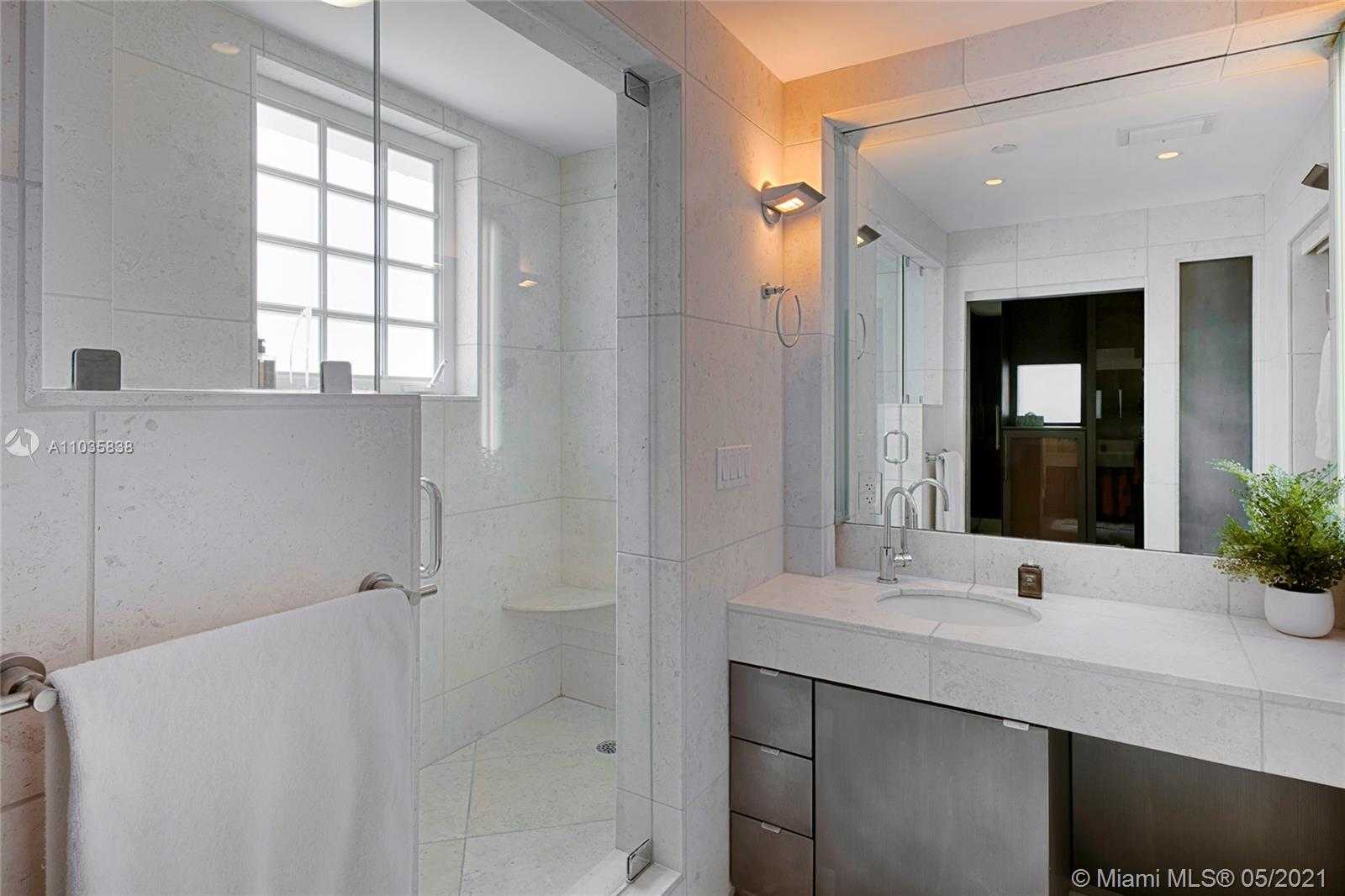 Small Image of 7724 FISHER ISLAND DR #7724, Miami Beach Number 19