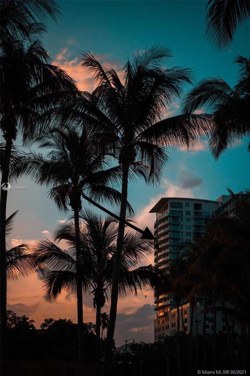 Small Image of 2889 MCFARLANE RD #1801, Miami Number 20