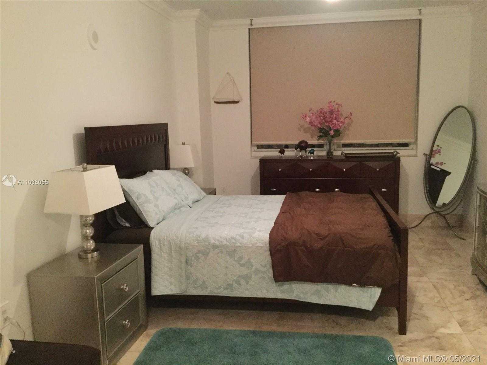 Small Image of 2889 MCFARLANE RD #1801, Miami Number 25