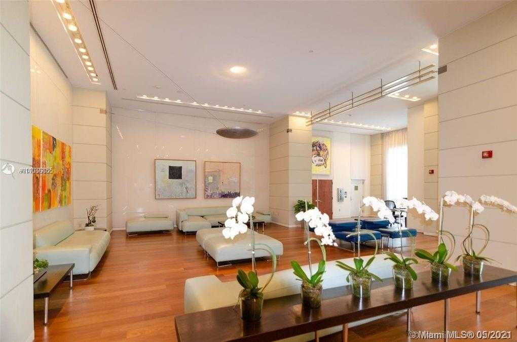 Small Image of 2889 MCFARLANE RD #1801, Miami Number 32