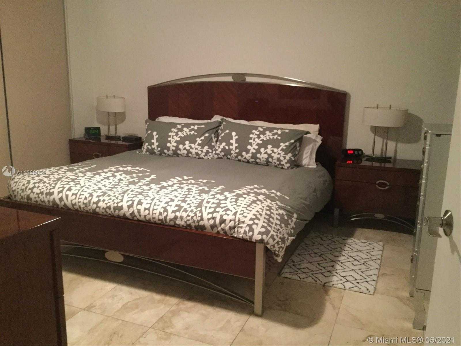 Small Image of 2889 MCFARLANE RD #1801, Miami Number 6