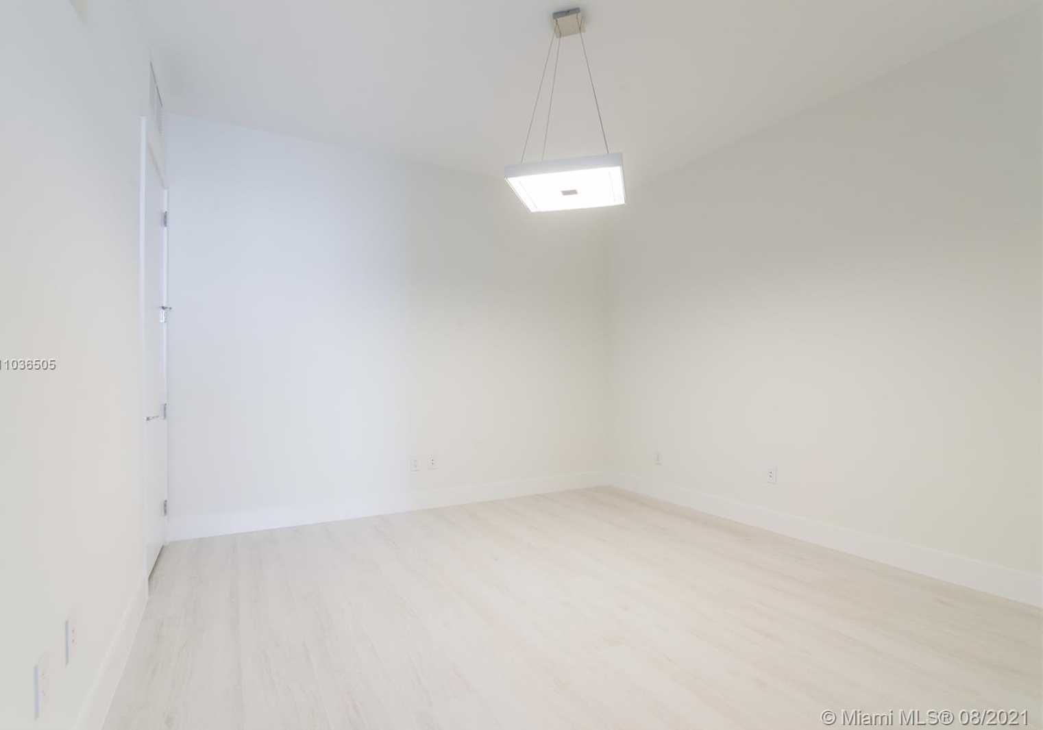 Small Image of 10203 COLLINS AVE #1203, Bal Harbour Number 6