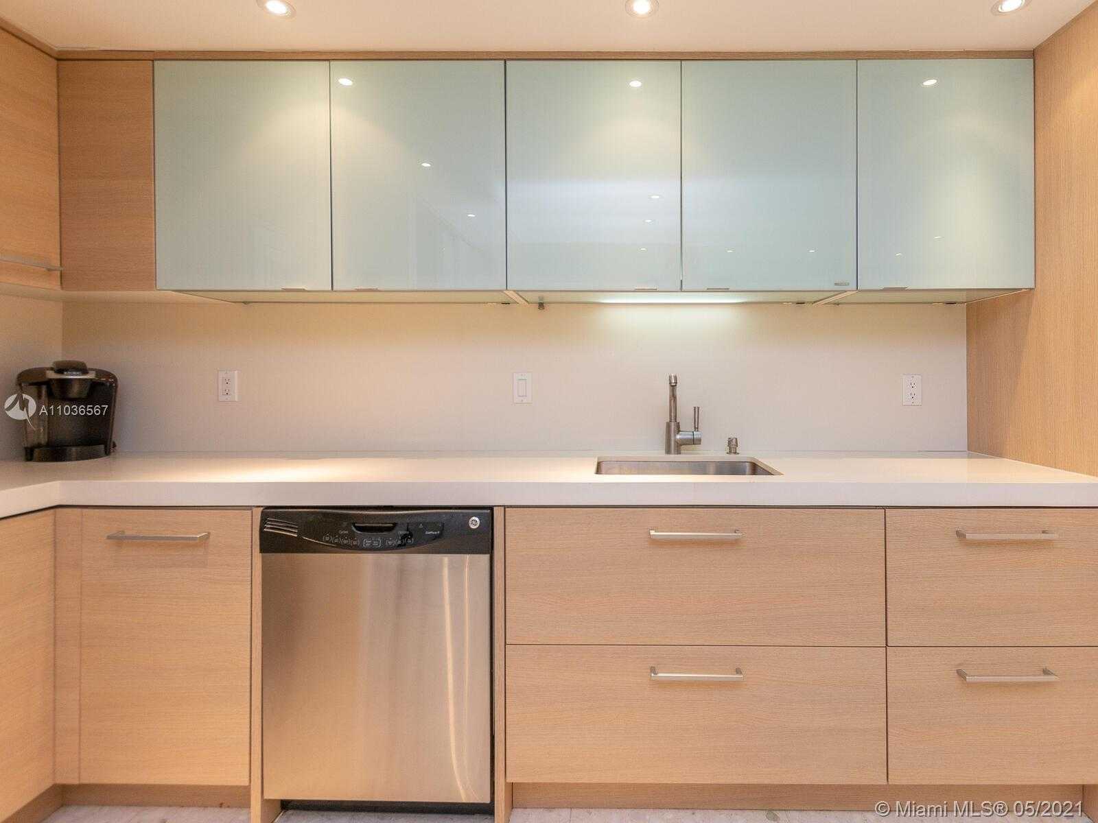 Small Image of 10155 COLLINS AVE #908, Bal Harbour Number 24