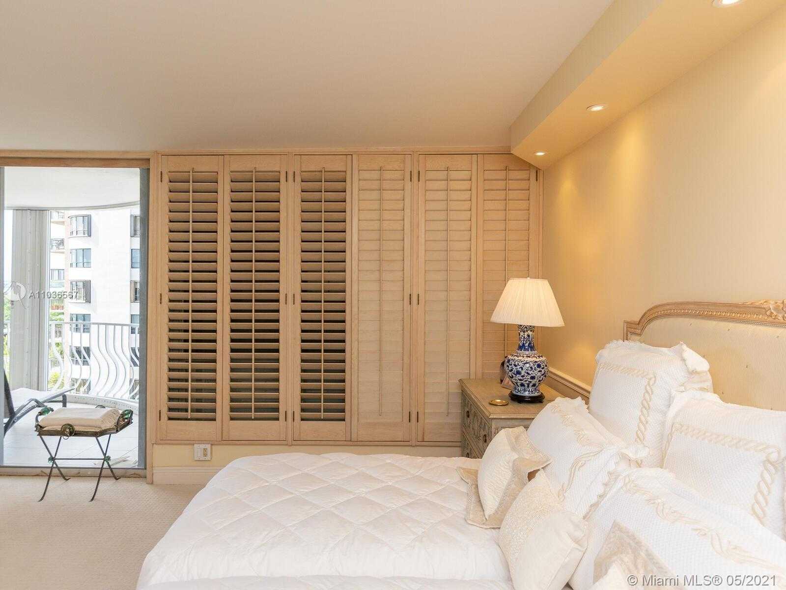 Small Image of 10155 COLLINS AVE #908, Bal Harbour Number 37