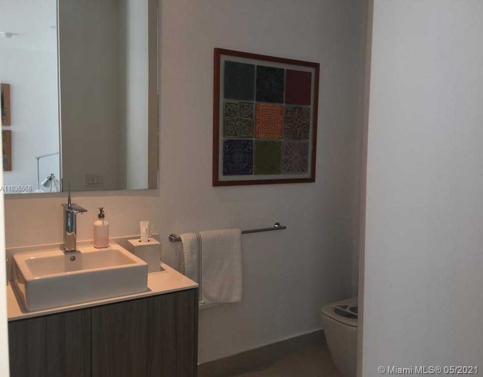 Small Image of 101 SUNRISE DR #404, Key Biscayne Number 22