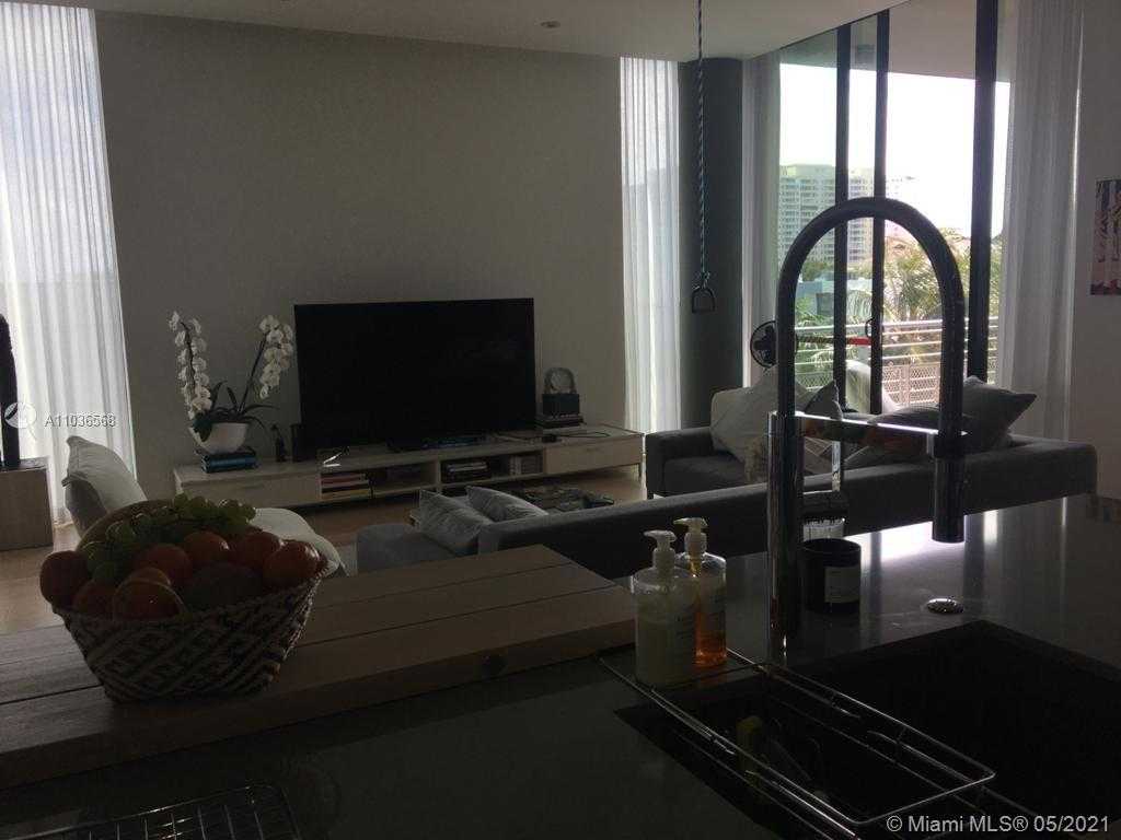 Small Image of 101 SUNRISE DR #404, Key Biscayne Number 24