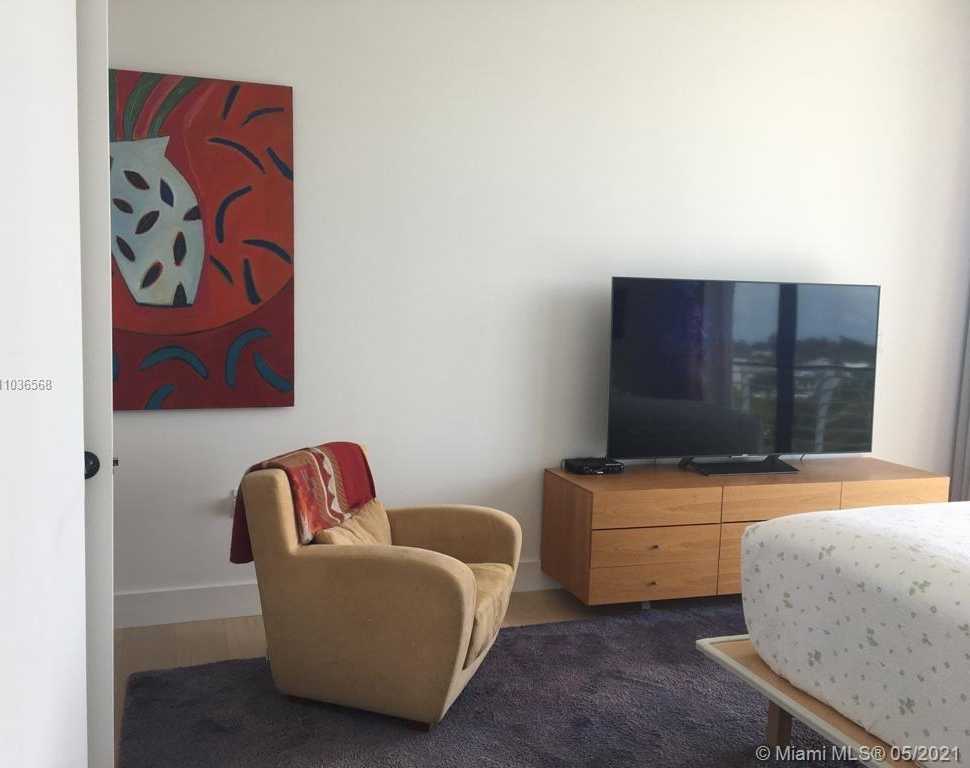 Small Image of 101 SUNRISE DR #404, Key Biscayne Number 36