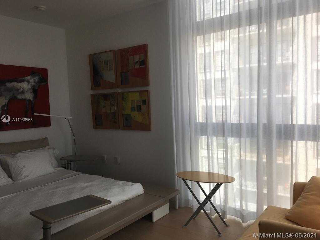 Small Image of 101 SUNRISE DR #404, Key Biscayne Number 40