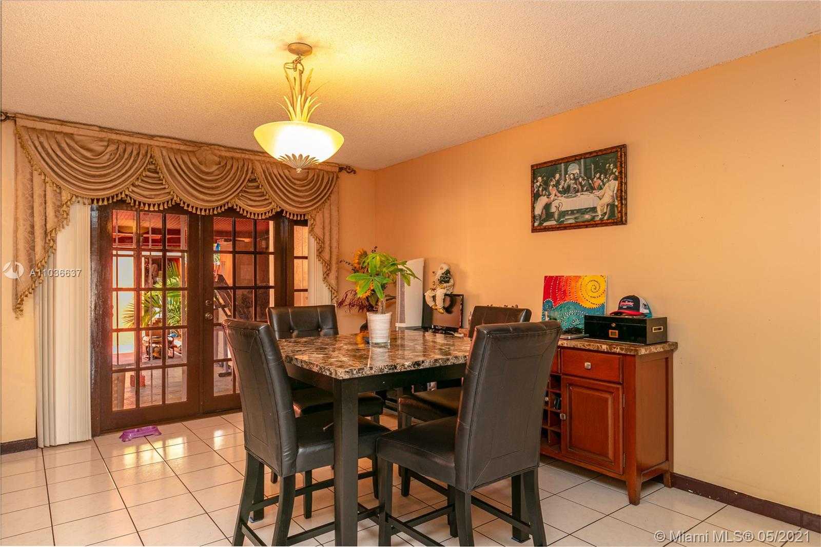 Small Image of 6445 SOUTH WEST 135TH AVE #E, Miami Number 11