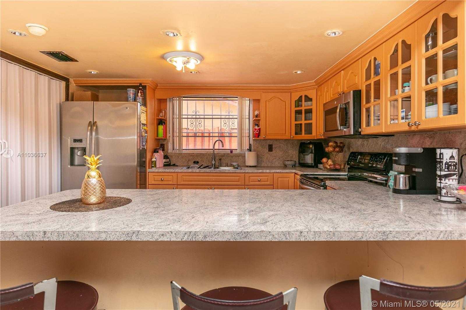 Small Image of 6445 SOUTH WEST 135TH AVE #E, Miami Number 14