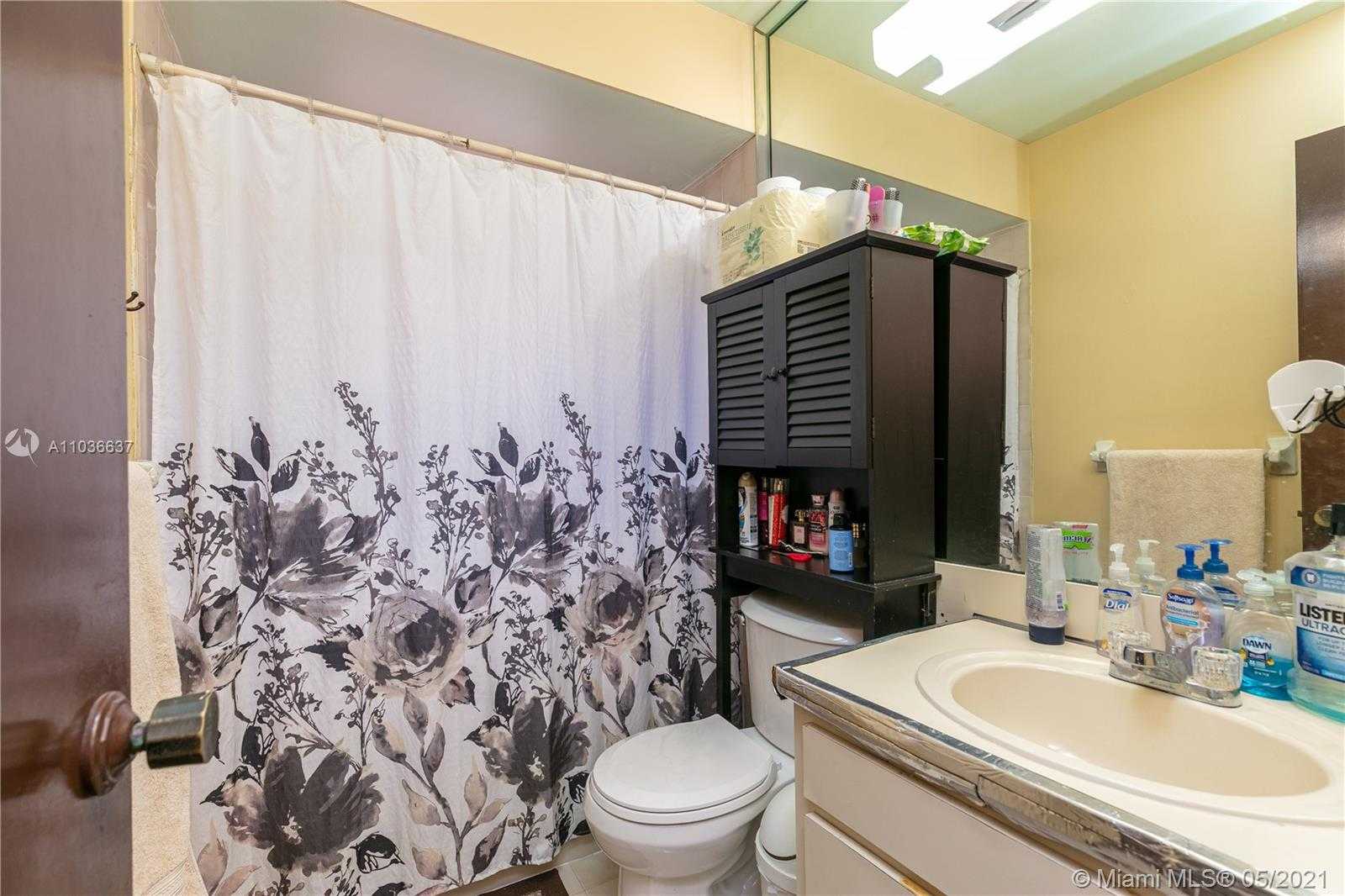 Small Image of 6445 SOUTH WEST 135TH AVE #E, Miami Number 24