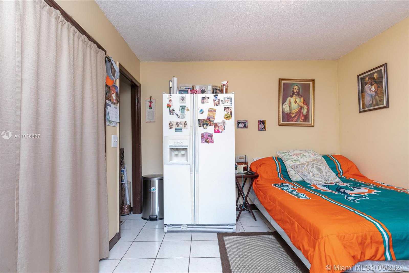 Small Image of 6445 SOUTH WEST 135TH AVE #E, Miami Number 26