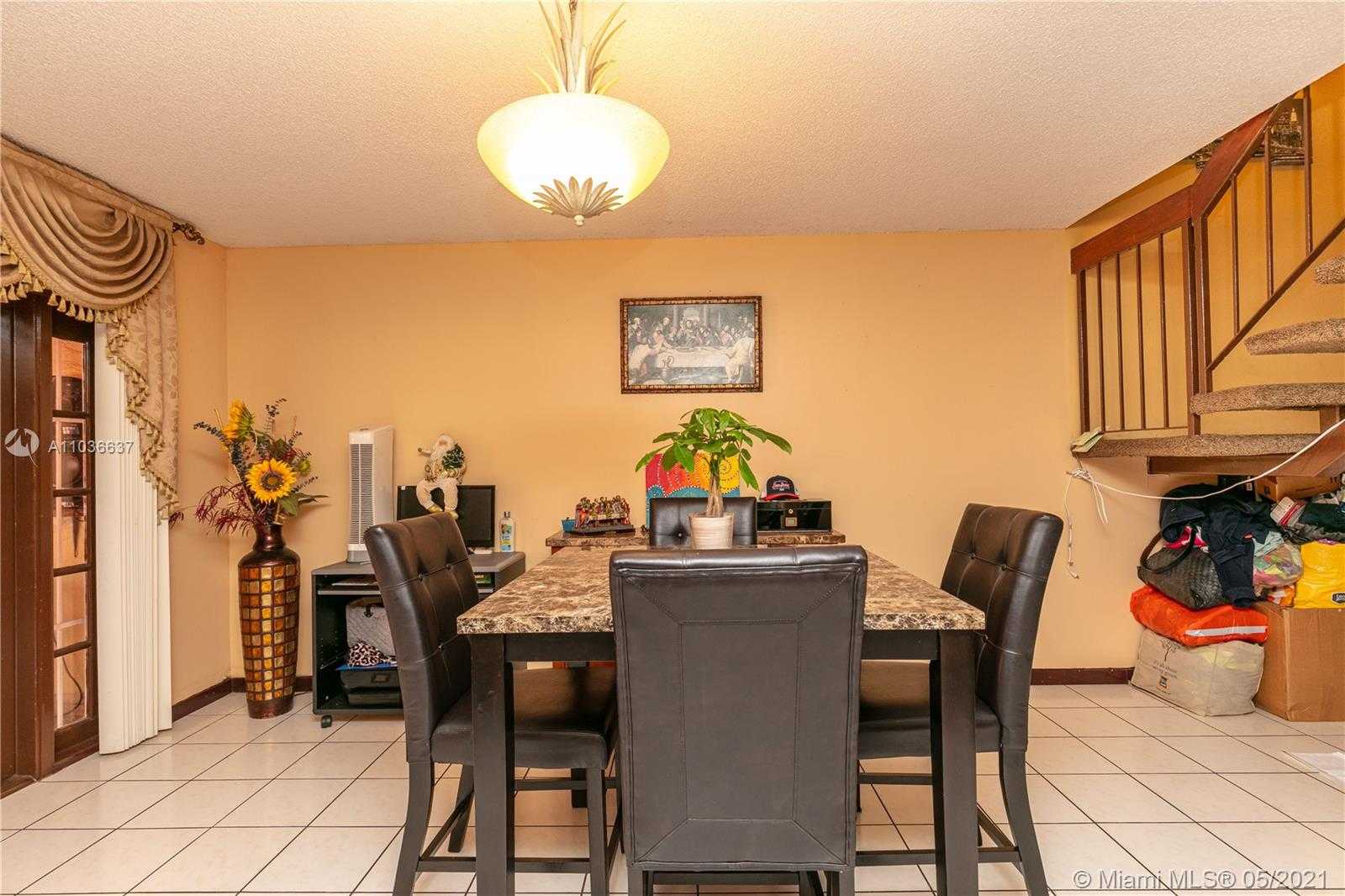 Small Image of 6445 SOUTH WEST 135TH AVE #E, Miami Number 3
