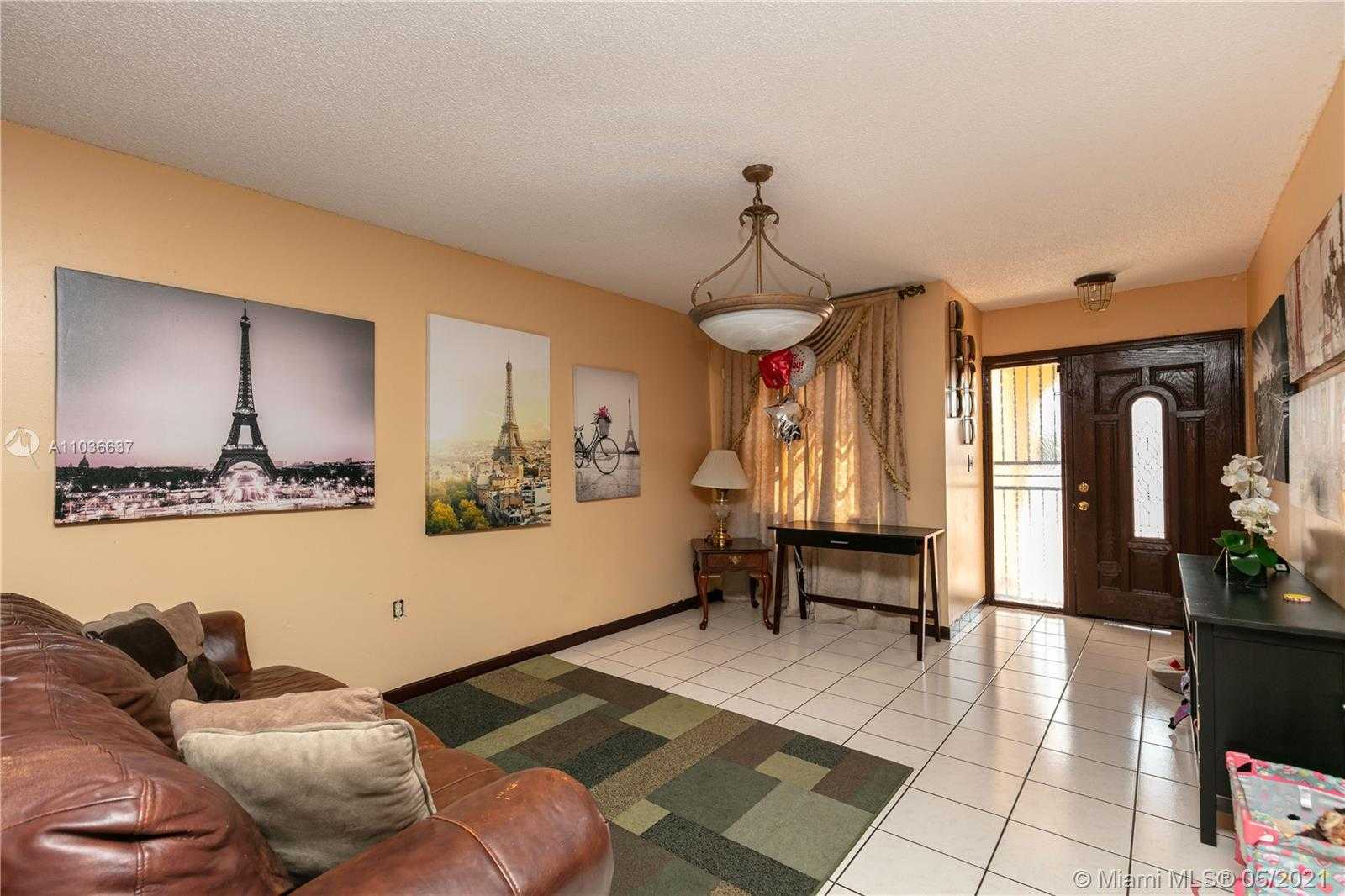 Small Image of 6445 SOUTH WEST 135TH AVE #E, Miami Number 5