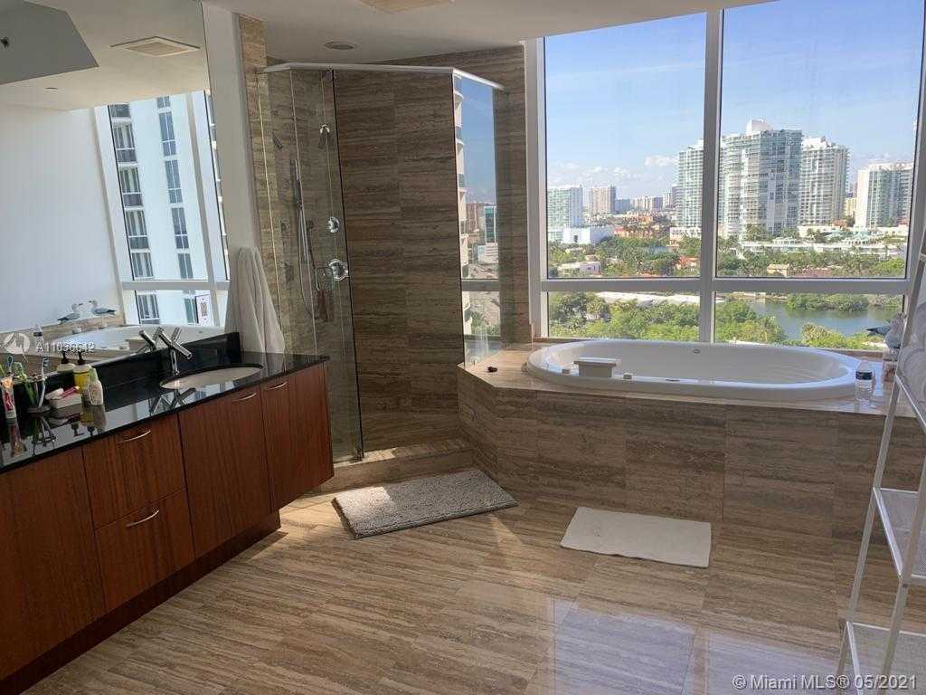 Small Image of 15901 COLLINS AVE #1204, Sunny Isles Beach Number 3