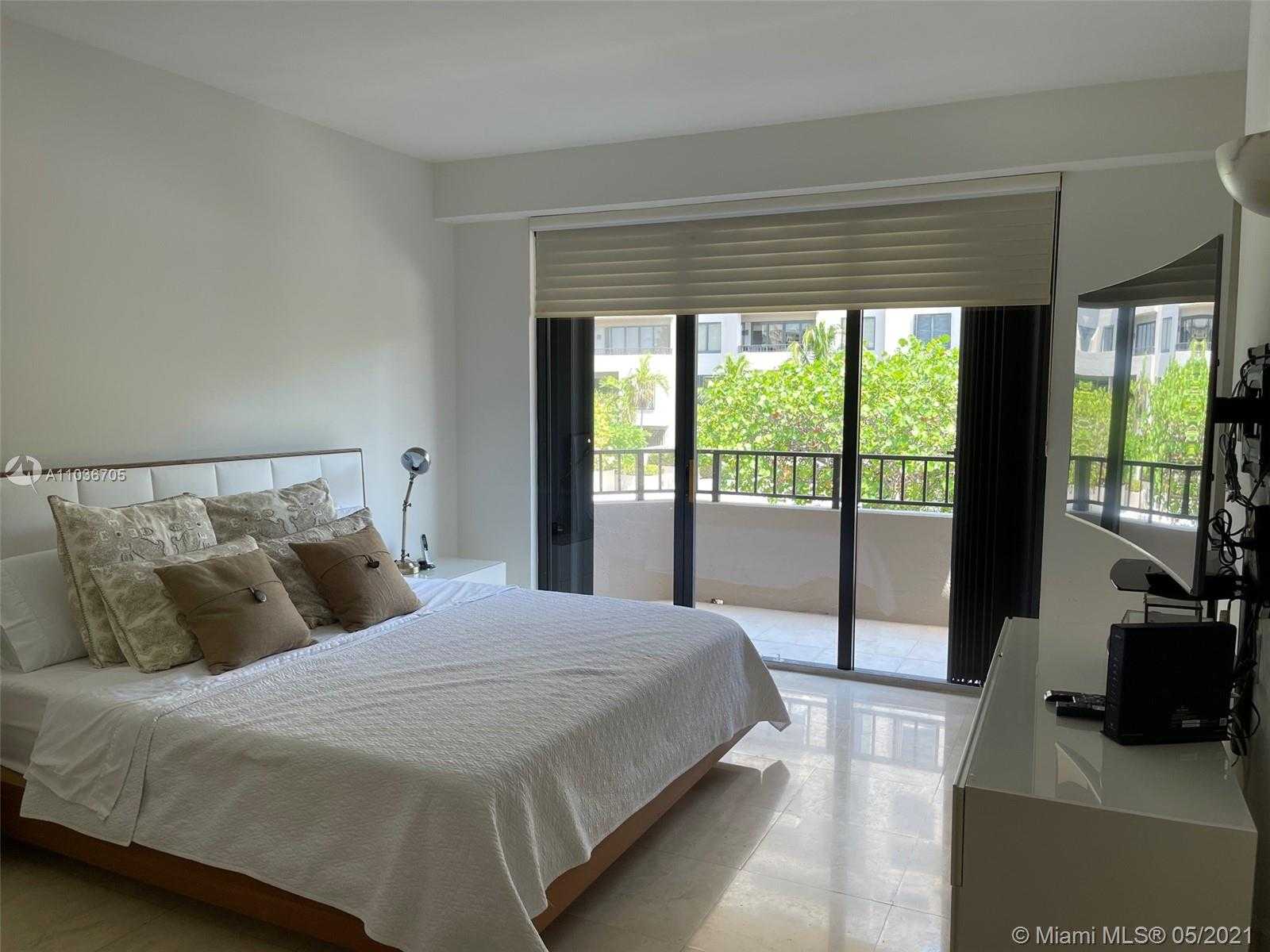 Small Image of 201 CRANDON BLVD #169, Key Biscayne Number 28