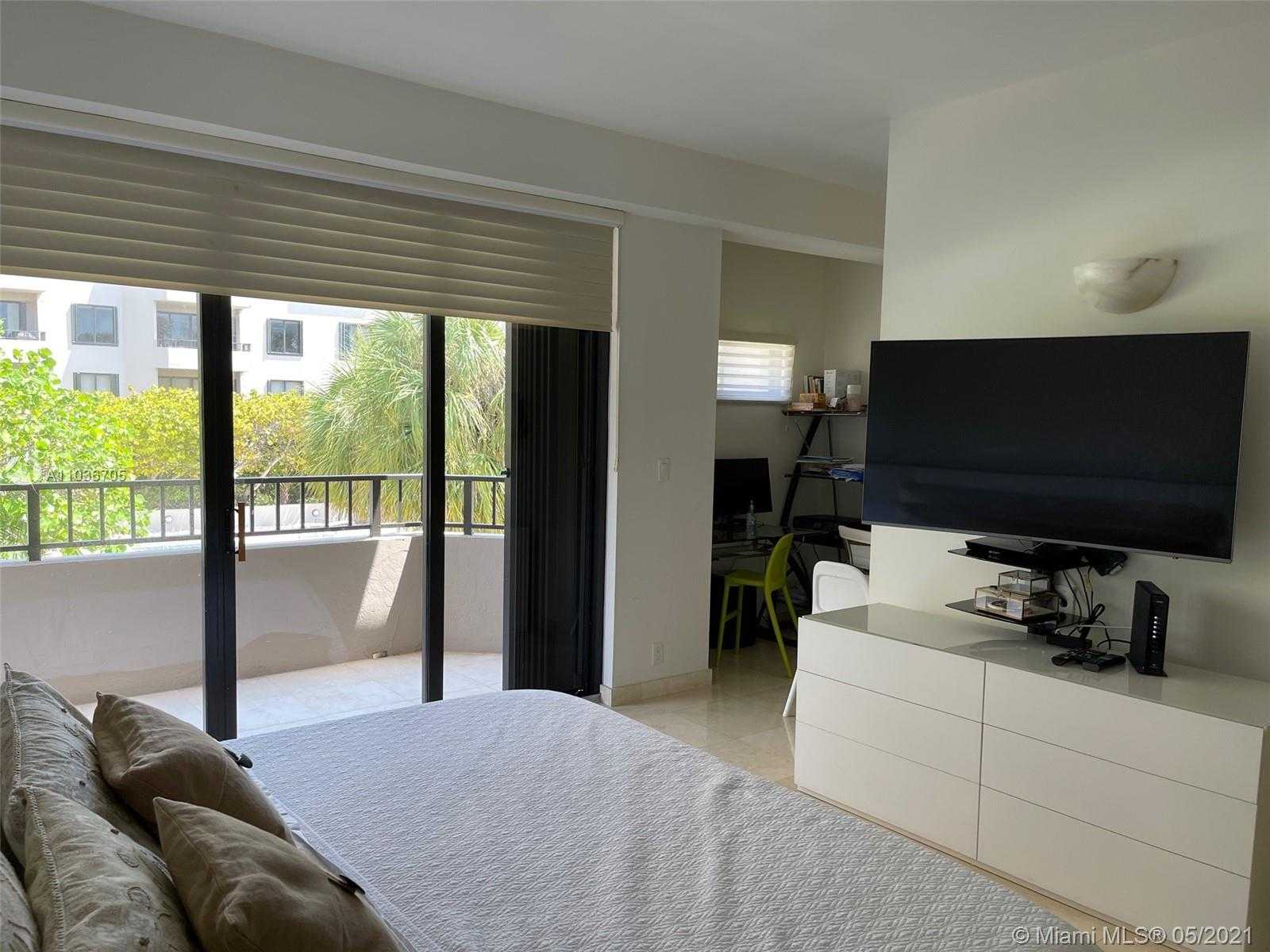 Small Image of 201 CRANDON BLVD #169, Key Biscayne Number 29