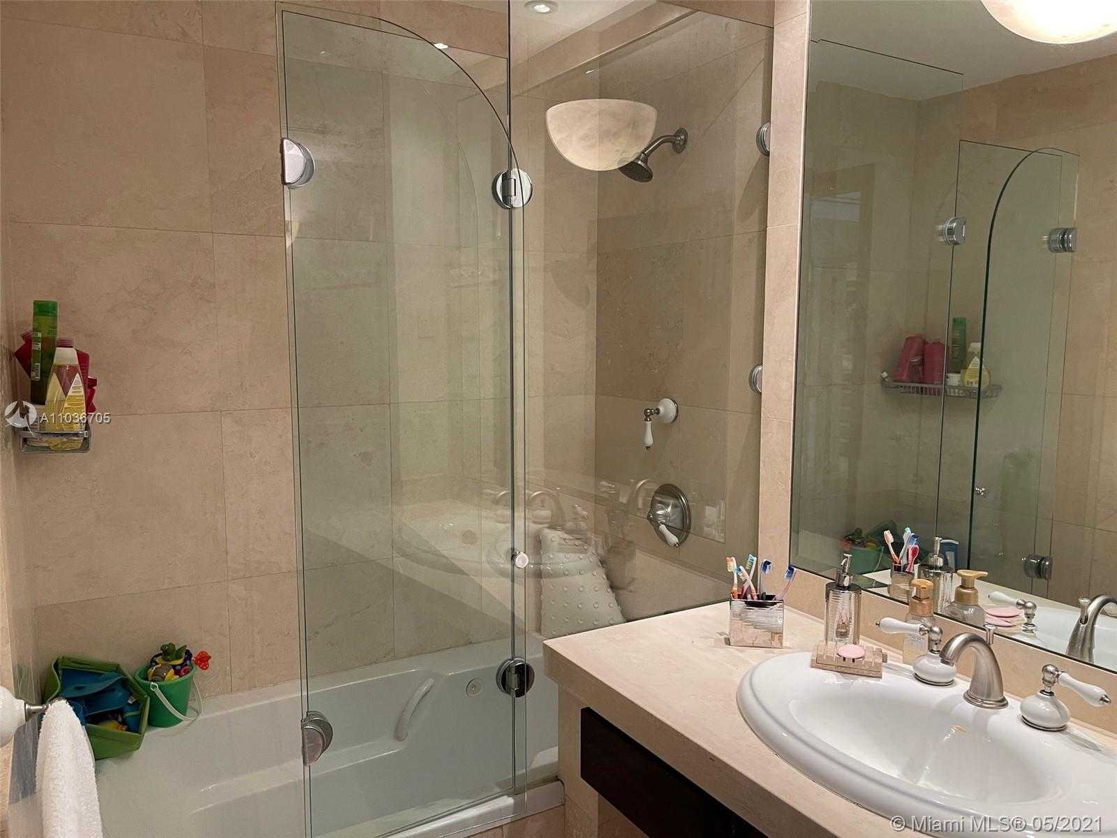 Small Image of 201 CRANDON BLVD #169, Key Biscayne Number 32