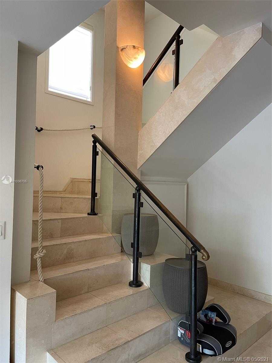 Small Image of 201 CRANDON BLVD #169, Key Biscayne Number 9