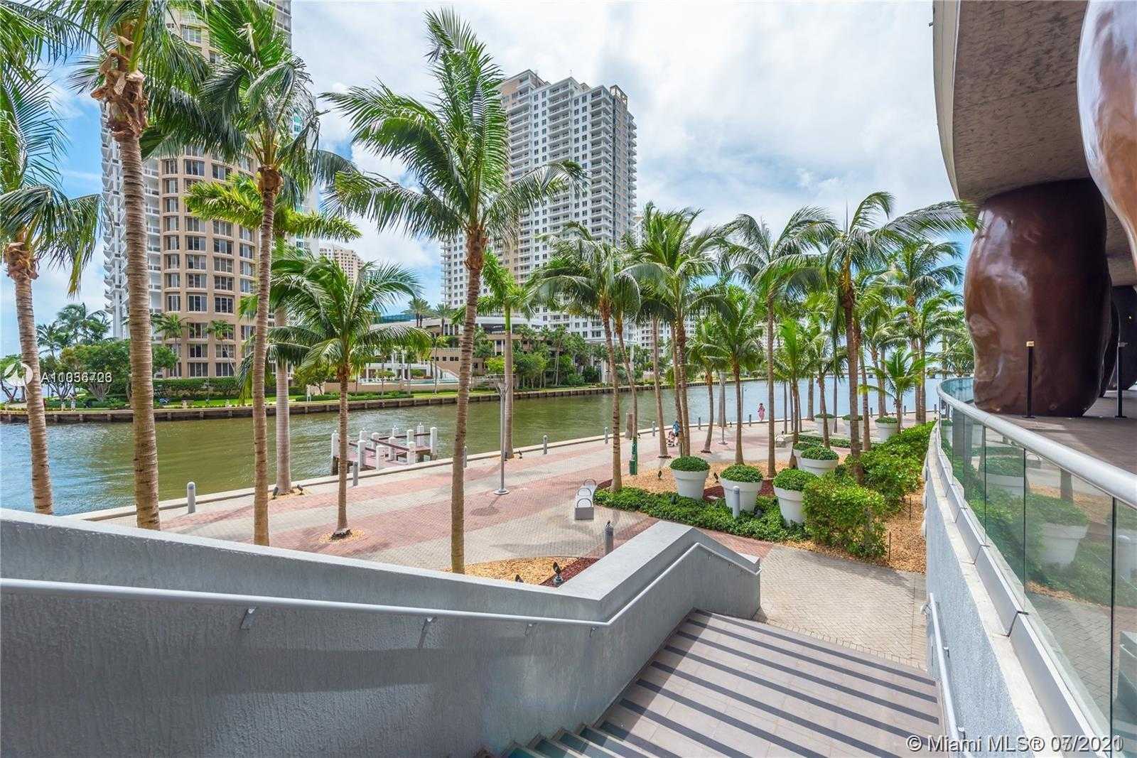 Small Image of 485 BRICKELL AVENUE #4906, Miami Number 11