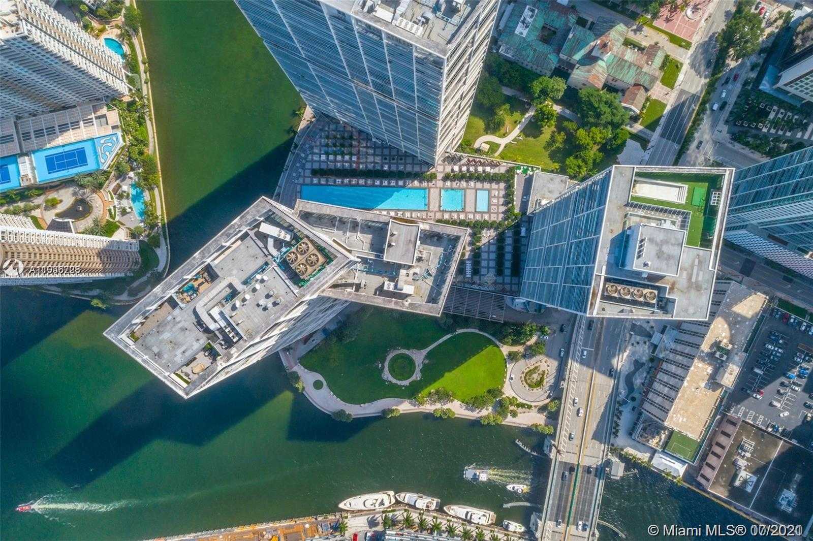 Small Image of 485 BRICKELL AVENUE #4906, Miami Number 2