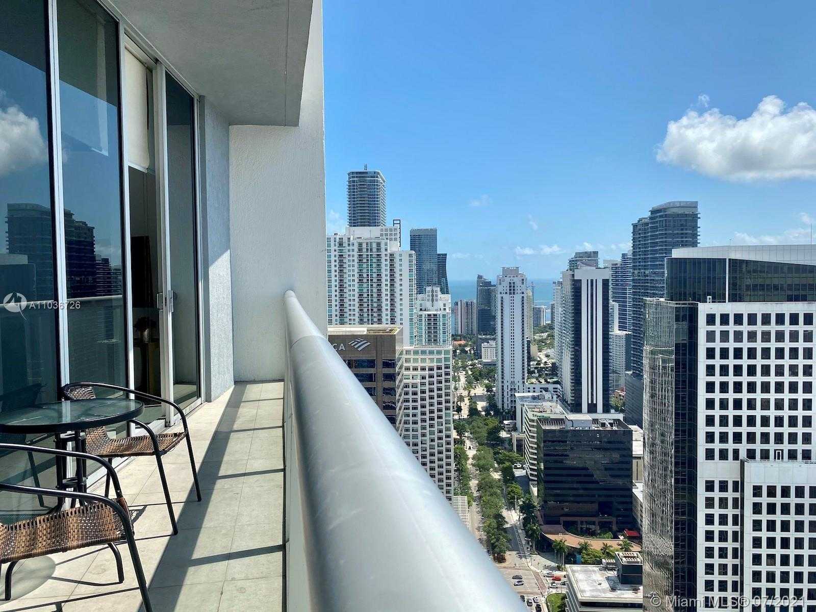 Small Image of 485 BRICKELL AVENUE #4906, Miami Number 21