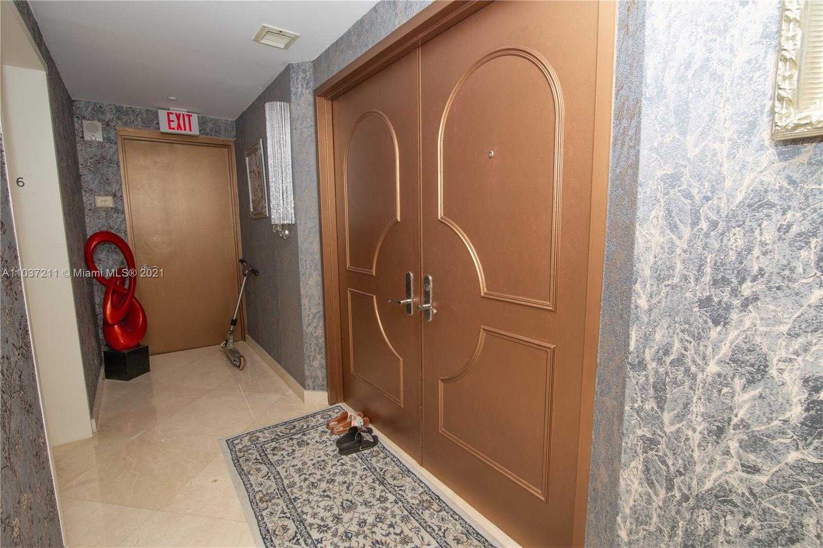 Small Image of 18911 COLLINS #606, Sunny Isles Beach Number 16