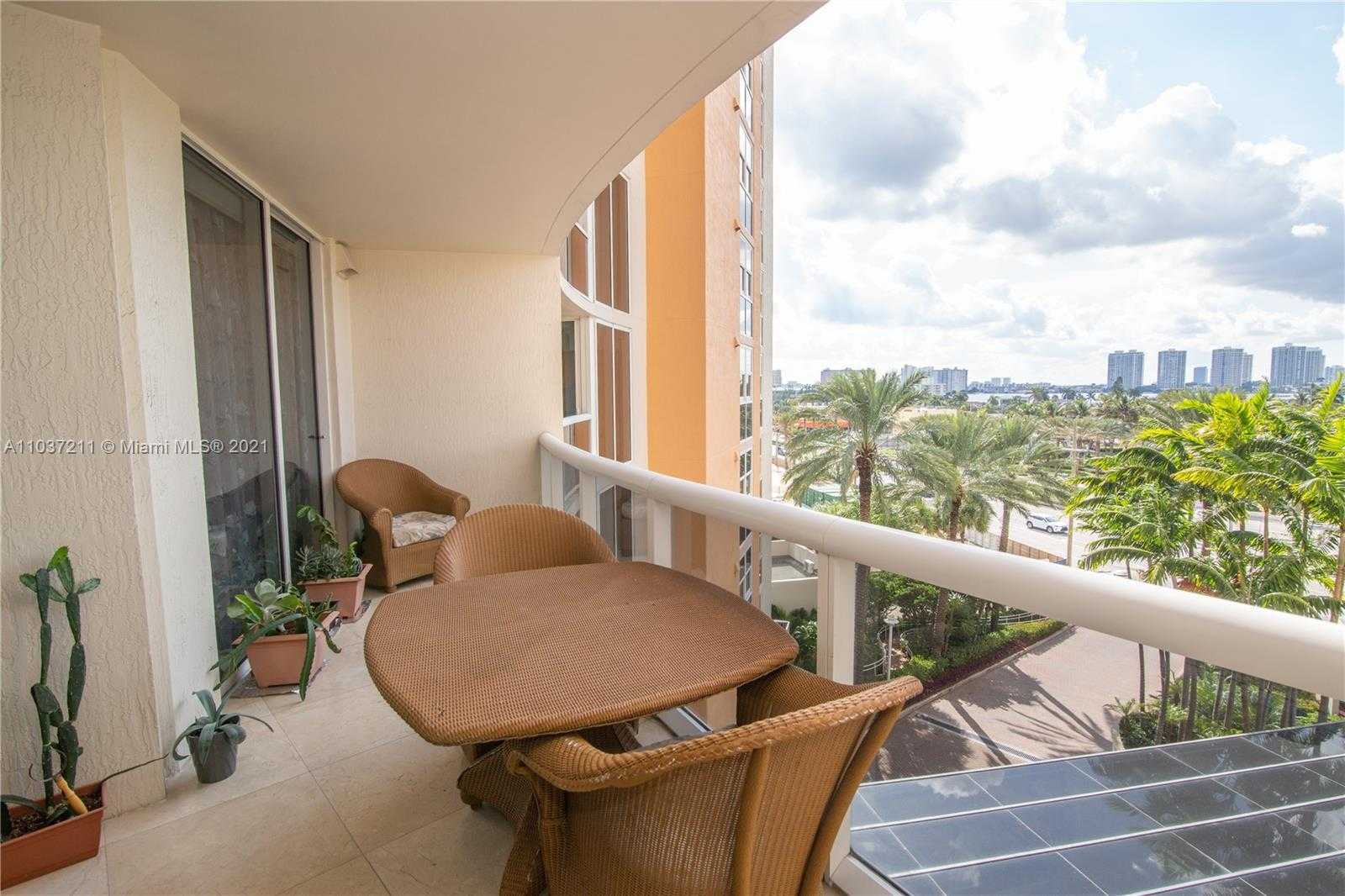 Small Image of 18911 COLLINS #606, Sunny Isles Beach Number 7