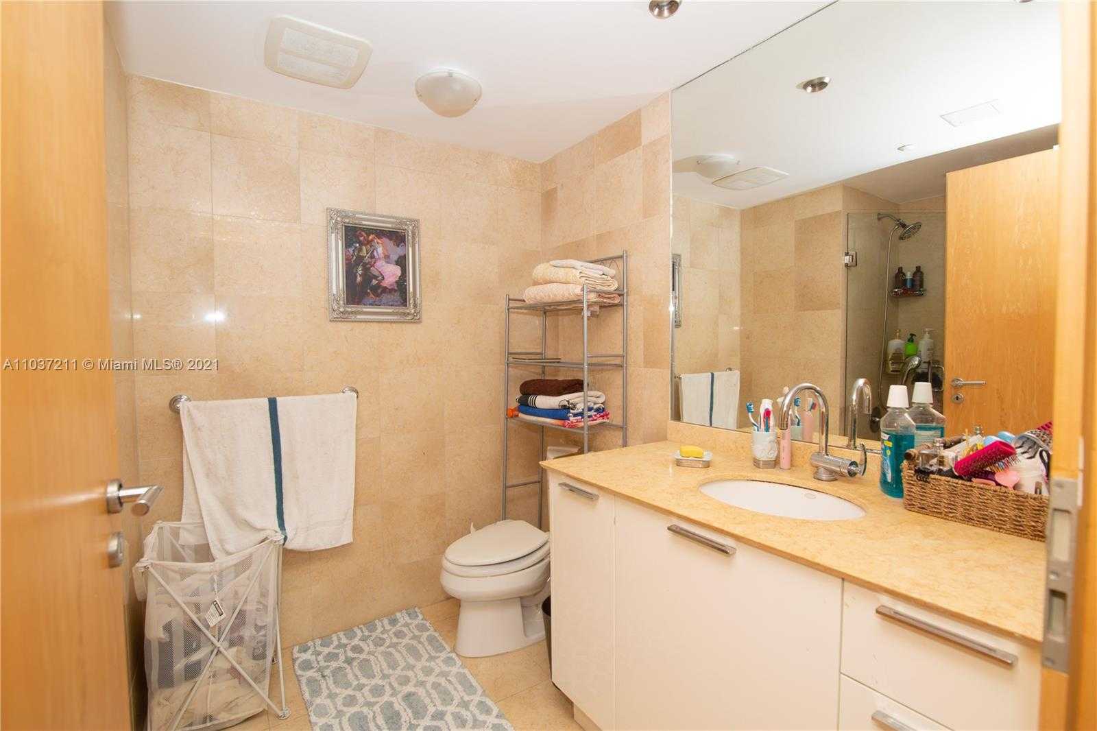 Small Image of 18911 COLLINS #606, Sunny Isles Beach Number 9
