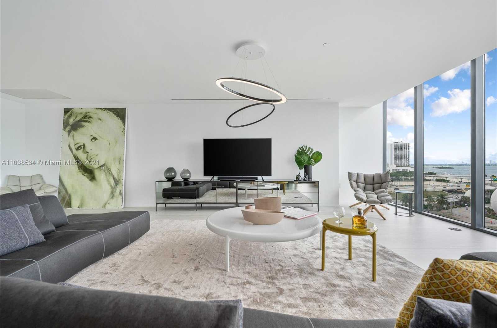 Small Image of 1000 BISCAYNE BLVD #TH-1001, Miami Number 4